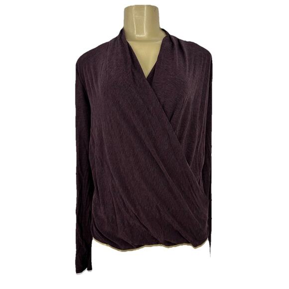 Lululemon Small ? Women Full Freedom Long Sleeve Cross Wrap top Long Sl 14-5k - Picture 1 of 8